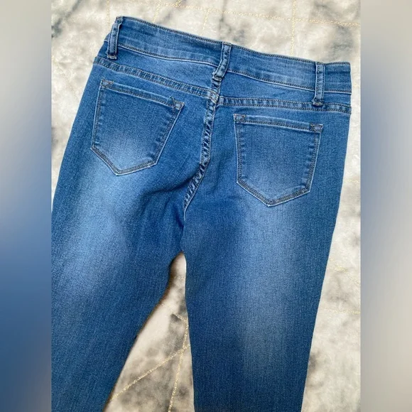 Fashion Nova Bold Statement Skinny Jeans - Picture 6 of 9